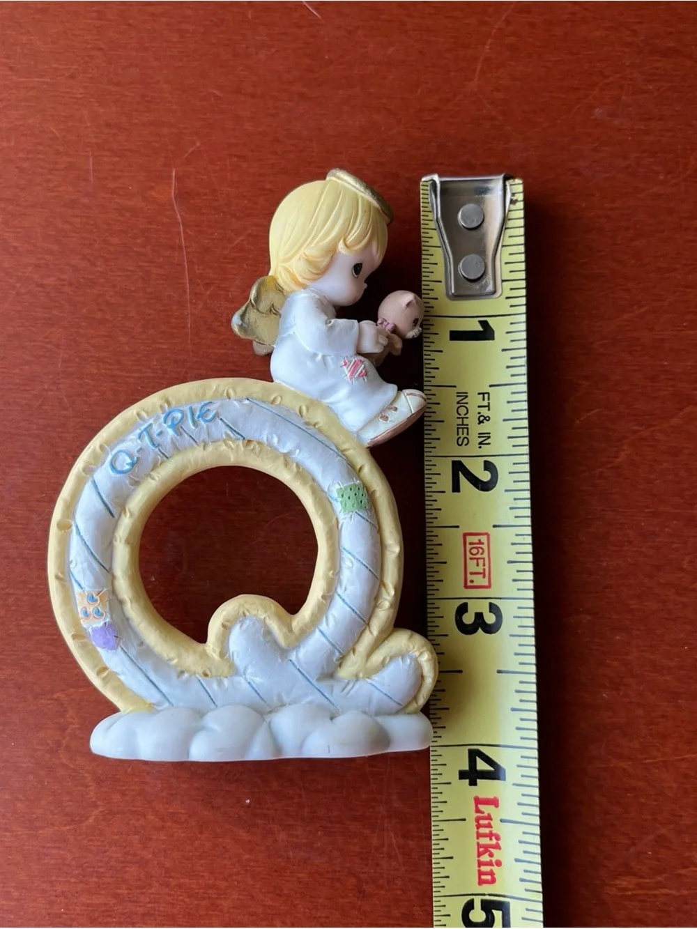 2002 Enesco Precious Moments Alphabet Figurine Letter Q “Angelic